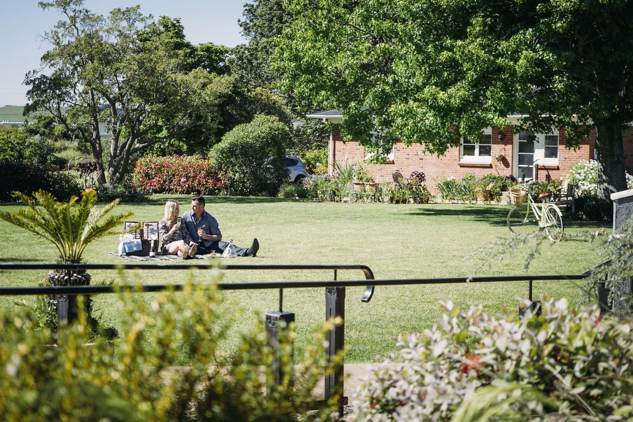 Gasthaus Lavalla Estate Tuakau Exterior foto